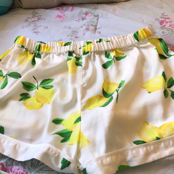 Kate Spade Lemon Pajamas on Sale, UP TO 
